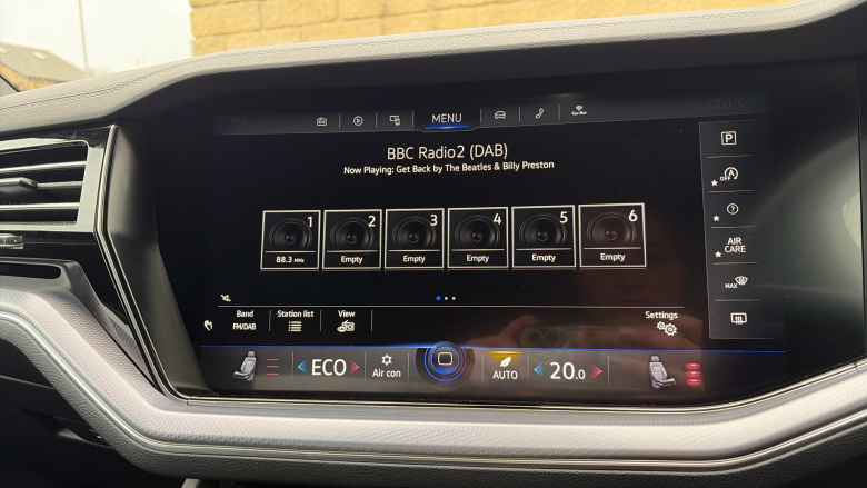 Volkswagen Touareg 3.0 V6 TDI 4Motion Black Edition 5dr Tip Auto Diesel Estate